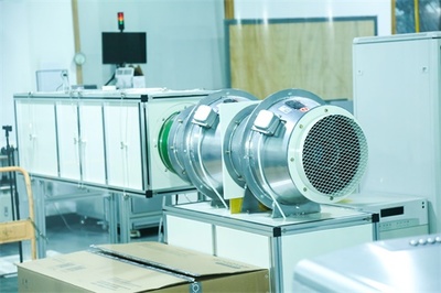 獨選廚電百億企業(yè)，采筑“超級工廠”廚電站考察團走進方太技術研究